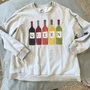 Queen of Sparkles  Wine Bottle Graphic Sweatshirt L  Sequin Wine Sweater Y2K